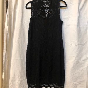 Sleeveless black lace dress